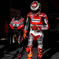 Lorenzo también causa baja por la muñeca en Malasia