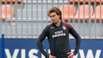 09/03/26 ENTRENAMIENTO ATLETICO DE MADRID
PABLO BARRIOS