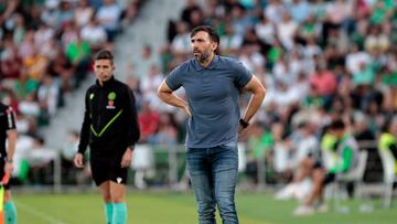 El enfado de Sarabia con Albés