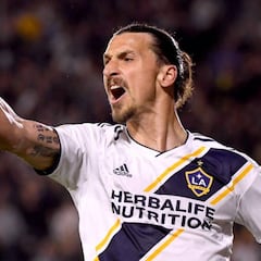 Zlatan Ibrahimovic causa fractura facial a Mohamed El Monir