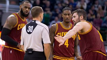 LeBron James, otra vez enfadado con el criterio de los árbitros