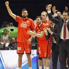 El Valencia desarbola al Madrid y está a un triunfo de ser campeón