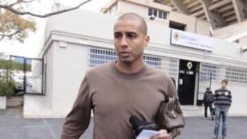 <b>TOCADO. </b>Trezeguet se marchó a Turín para tratarse de su lesión.