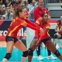 España remonta a Suiza y sigue aspirando a los octavos de final