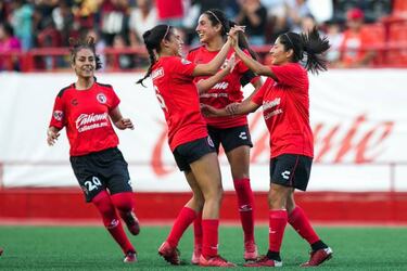 Chivas y Tigres triunfan en cierre de jornada 1 de Liga MX Femenil