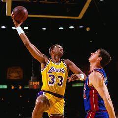 El mítico ‘Skyhook’ de Kareem Abdul-Jabbar que le había dado el récord de puntos en la NBA