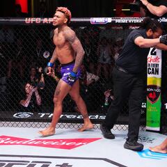 Morales noquea en tres minutos a Burns y sacude el peso wélter