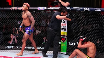 Michael Morales tras noquear a Gilbert Burns en el UFC Vegas 106.