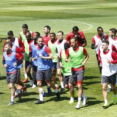 El Rayo persigue el milagro ante un Valencia pletórico