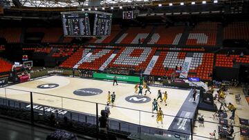 Imagen de La Fonteta durante el Iberostar Tenerife - Unicaja Málaga.