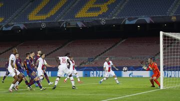 1-3. Moise Kean marc¨® el tercer gol.