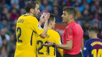 El Atlético tiene cuentas pendientes con Gil Manzano