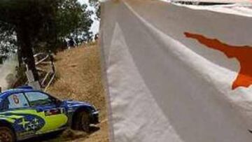 <b>EN CHIPRE.</b> El australiano Chris Atkinson compite en el Rally de Chipre con su Subaru Impreza WRC 2005.