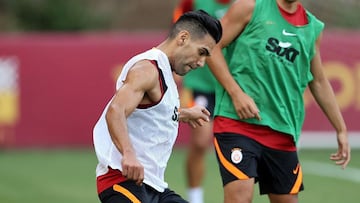 Galatasaray le pagaría a Falcao para que salga del club.