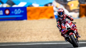 Pecco Bagnaia con la Ducati de MotoGP con la que abandonó en Jerez.