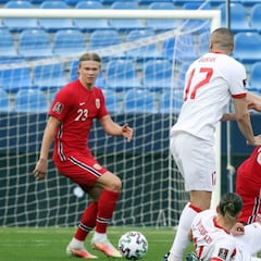 Turquía arrolla a Noruega en una mala tarde de Haaland y Odegaard