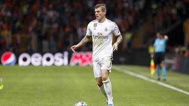 KROOS.