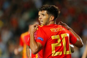 2-0. Marco Asensio celebró el segundo gol.