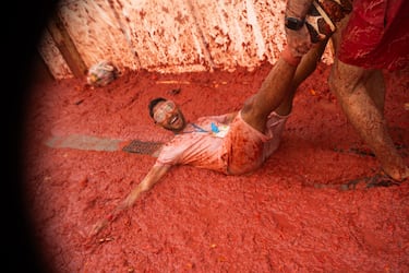 Cientos de personas han disfrutado de la fiesta. 