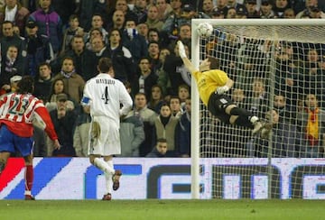 Gol de Albertini contra el Real Madrid.