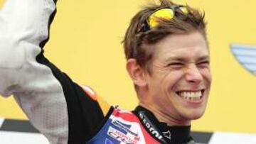 Stoner celebró en su casa, en Australia, su segundo título de campeón del mundo de MotoGP al vencer en Phillip Island.