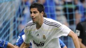 <b>PRETENDIDO. </b>El defensa del filial del Madrid es el central que quiere Portugal para el Racing.