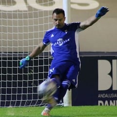 Alfonso Herrero refuerza la portería del Burgos