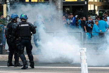 Batalla campal entre los ultras del Marsella y la policía