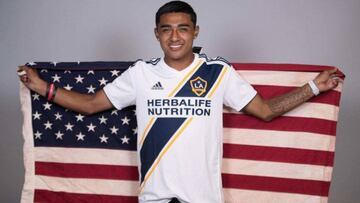 El joven mexicoamericano que venció a Iniesta, Villa y Podolski