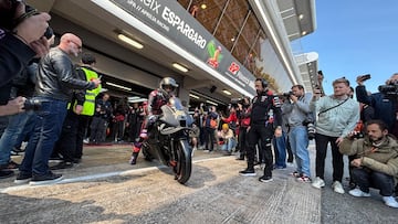 Jorge Martín con la Aprilia en los test de postemporada de MotoGP 2024 en Barcelona