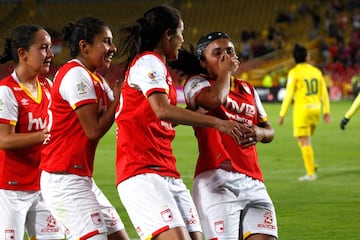 Las Leonas golearon ante 10.000 aficionados que llegaron a El Campín.