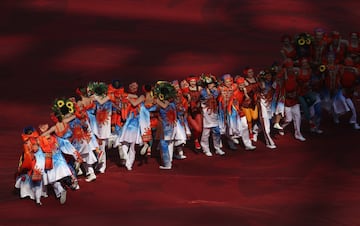 Así fue la ceremonia inaugural de la Copa Confederaciones en San Petersburgo.