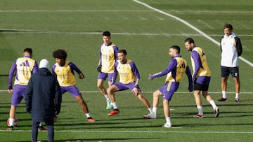 Los jugadores del Real Madrid, durante el último entrenamiento antes de medirse a la Arandina.
