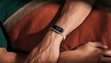 La pulsera de actividad Xiaomi mide tu frecuencia cardiaca y está disponible en Amazon.