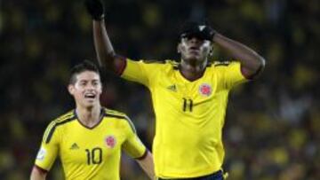 Duvan Zapata, durante un partido con la selección Sub-20 de Colombia en 2011.