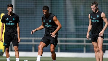 Última sesión de Zidane antes del Clásico: ausente Vallejo