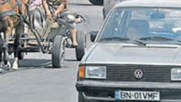 <b>POR LAS CALLES. </b>Se pueden ver vehículos tirados por animales.