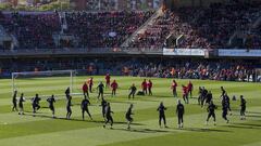 Entrenamiento del Barcelona a puertas abiertas en el Miniestadi.