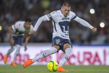 Ramos Rizo no ve penalti en el primero que anotó América