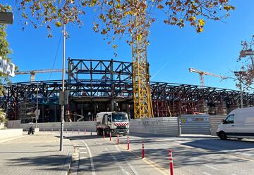 Pese a haber fracasado en sus pron¨®sticos m¨¢s optimistas, que situaban el regreso en noviembre de 2024, coincidiendo con el 125 aniversario de la fundaci¨®n del club, el Bar?a mantiene un escenario de regreso al Spotify Camp Nou antes de que termine la temporada 2024-25.