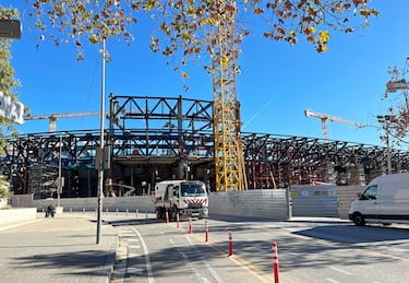 Pese a haber fracasado en sus pronósticos más optimistas, que situaban el regreso en noviembre de 2024, coincidiendo con el 125 aniversario de la fundación del club, el Barça mantiene un escenario de regreso al Spotify Camp Nou antes de que termine la temporada 2024-25.