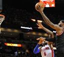 LeBron y Wade guían a Miami ante unos aguerridos Pistons