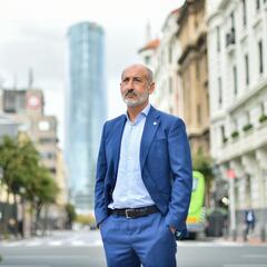 Elizegi insiste en renovar a Marcelino