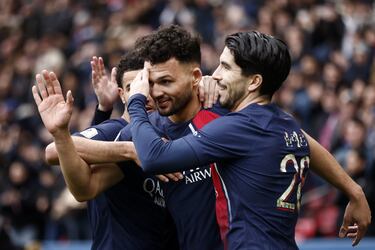 Pinchazo y otra suplencia de Mbappé