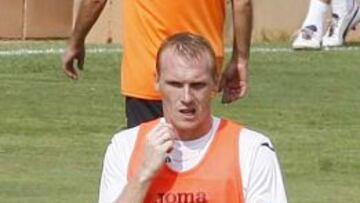 Djukic y Mathieu durante el entrenamiento del Valencia.