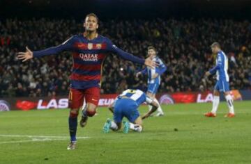 El Barcelona pag¨® 57 millones de euros en la temporada 13/14, pero tras el "Caso Neymar" la cifra de lo que abon¨® el club blaugrana (seg¨²n las cuentas de la Fiscal¨ªa) es de 90 millones de euros. Seg¨²n transfermarkt.es 88,20.