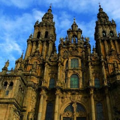 La Xunta de Galicia culpa a los estudiantes y sus "fiestas en pisos" del aumento de positivos