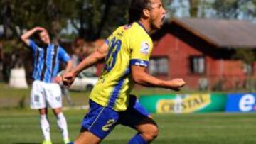 El Campanil derrotó por 2-1 a Huachipato y avanzó a semifinales de Copa Chile.