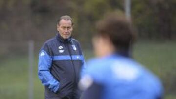 Más problemas para Vargas: se queda sin DT en Hoffenheim