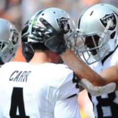 Derek Carr jugó mejor que Aaron Rodgers la pasada jornada